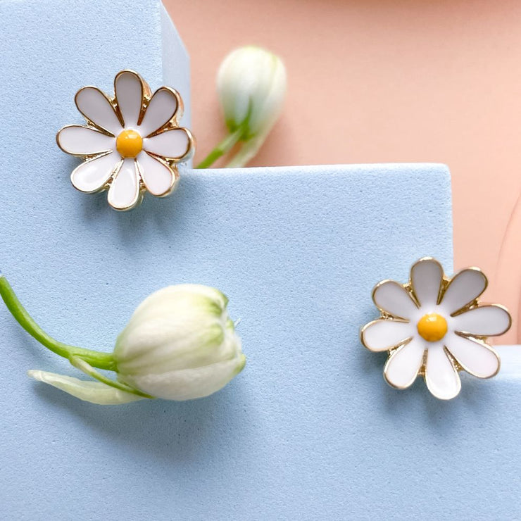 Daisy Flower Stud Earrings